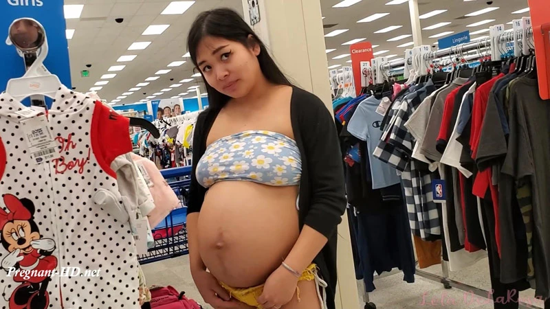 Lola DeLaRosa in Video Pregnant Shopping and Flashing in Public [Contractions, Lesbian] (2023/Mp4/1000 MB)