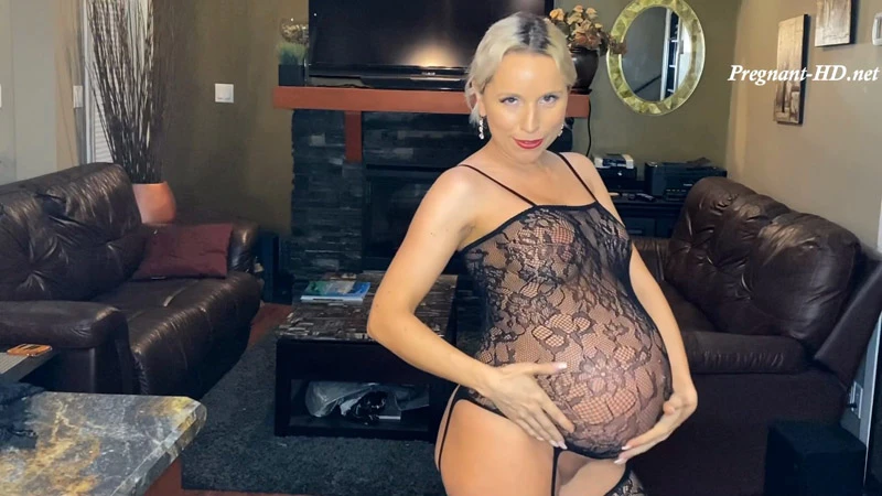 Grace Squirts in Video Lingerie For My Boss While Pregnant [Babe, Camshow] (2023/Mp4/1000 MB)