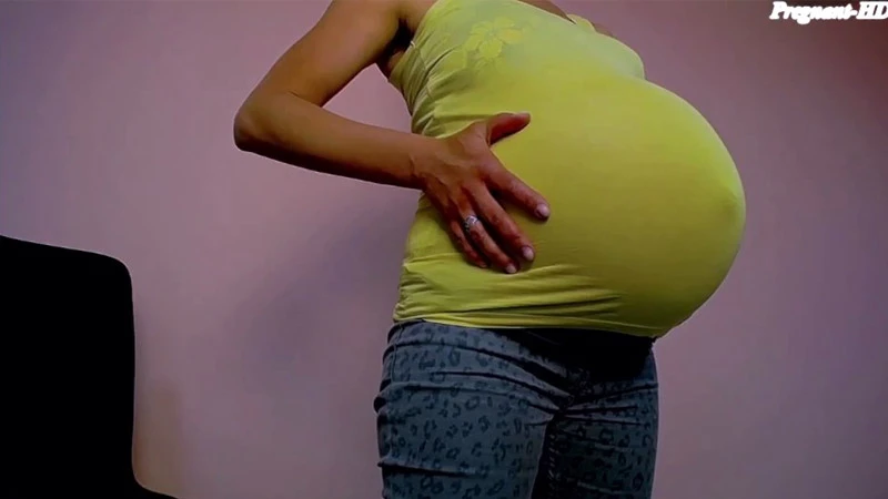 _Kirra_ in Video Chaturbate Video 11-05-2021 [Hucows, Pregnantcouple] (2023/Mp4/1000 MB)