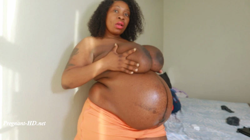 LadyPearl07 in Video 40 Weeks Ebony Belly Rub Last Video [Contractions, Lesbian] (//500MB)